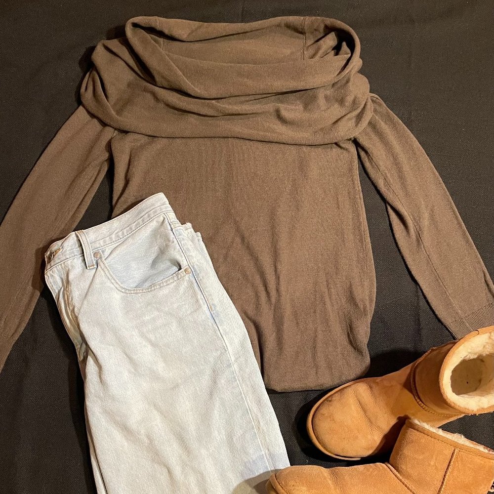 Green, Wearing Your Heart on Your Sleeve, Long sleeve sweater, Size S